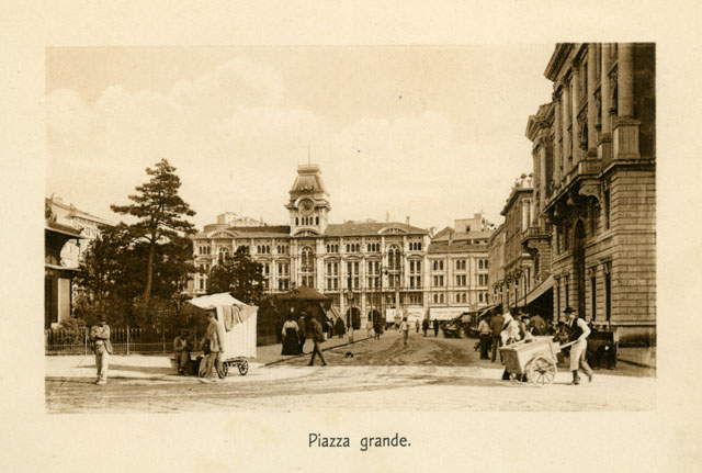 La Fototeca in piazza:  Scatti di storia e storie